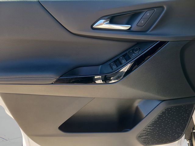 New 2026 Chevrolet Equinox LT w/ Midnight Edition FWD image 15