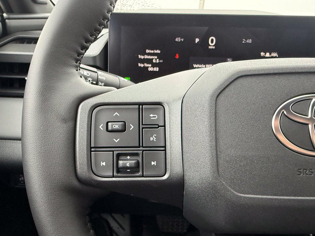 Used 2026 Toyota RAV4 XSE w/ Panoramic Sun Roof Package AWD/4WD image 17