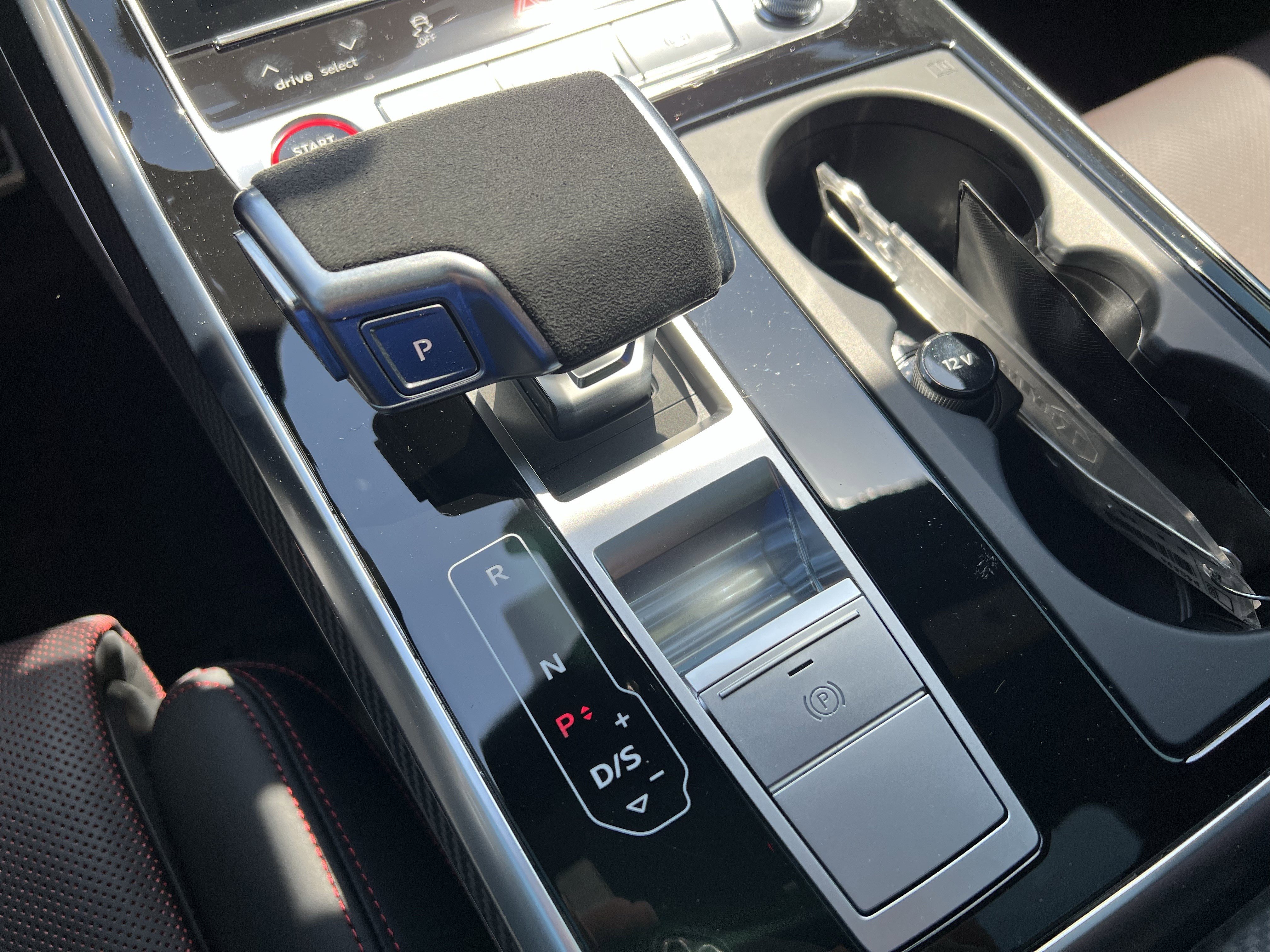 Certified 2025 Audi RS Q8 performance AWD/4WD image 26