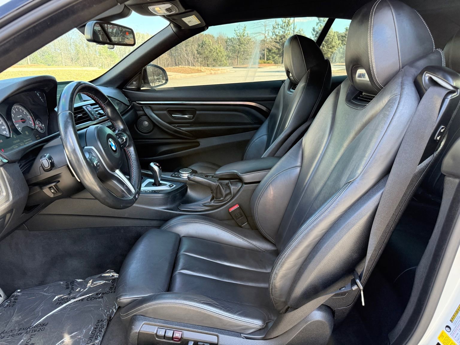 Used 2015 BMW M4 Convertible image 33