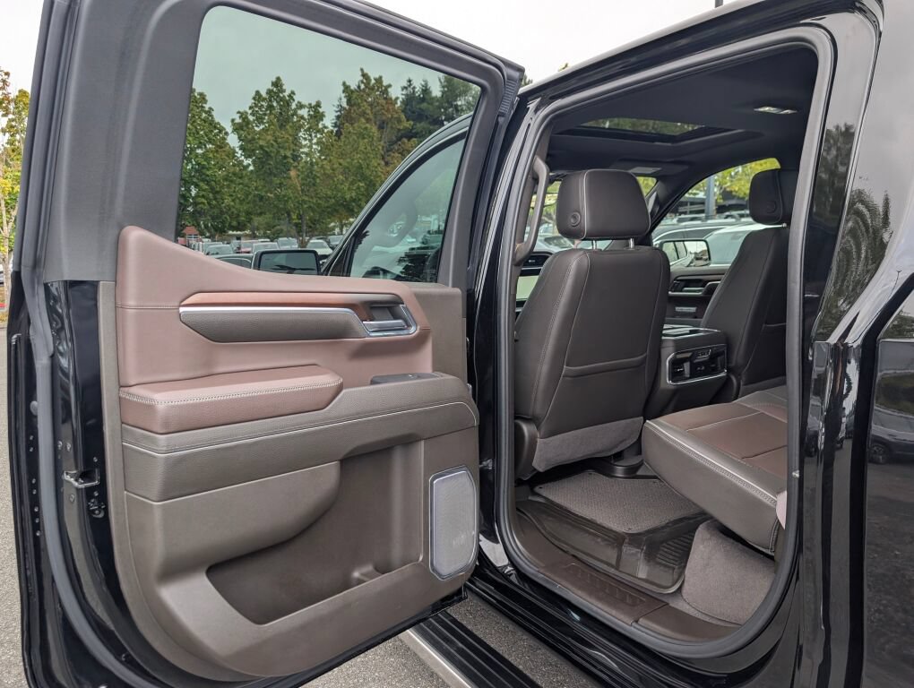 Certified 2024 GMC Sierra 1500 Denali w/ Denali Reserve Package AWD/4WD image 28
