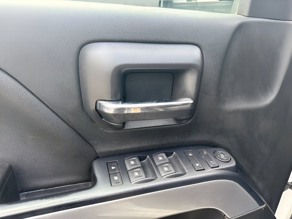 Used 2018 Chevrolet Silverado 2500 LT w/ Custom Sport Edition AWD/4WD image 17