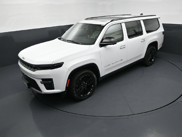 New 2026 Jeep Grand Wagoneer L Limited AWD/4WD image 14