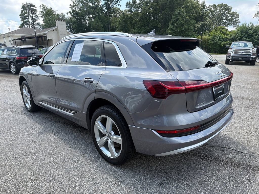 Used 2019 Audi e-tron Premium Plus AWD/4WD image 5