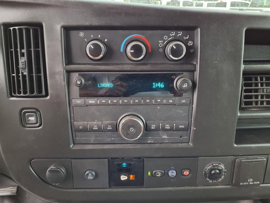 Used 2019 Chevrolet Express 3500 w/ Power Convenience Package image 6