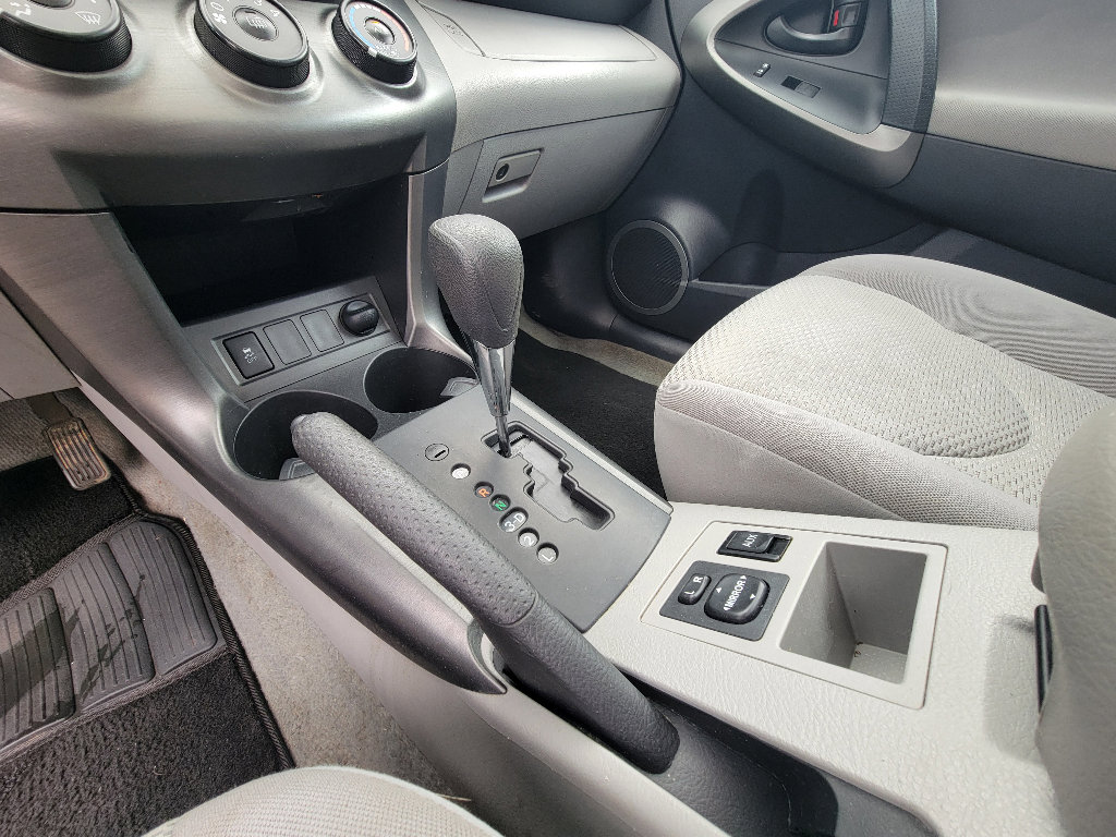 Used 2011 Toyota RAV4 2WD w/ Upgrade Value Pkg image 19