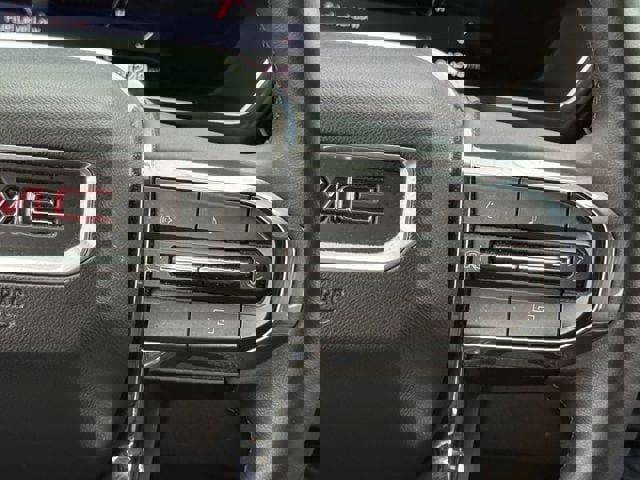 Used 2023 GMC Canyon Elevation image 15