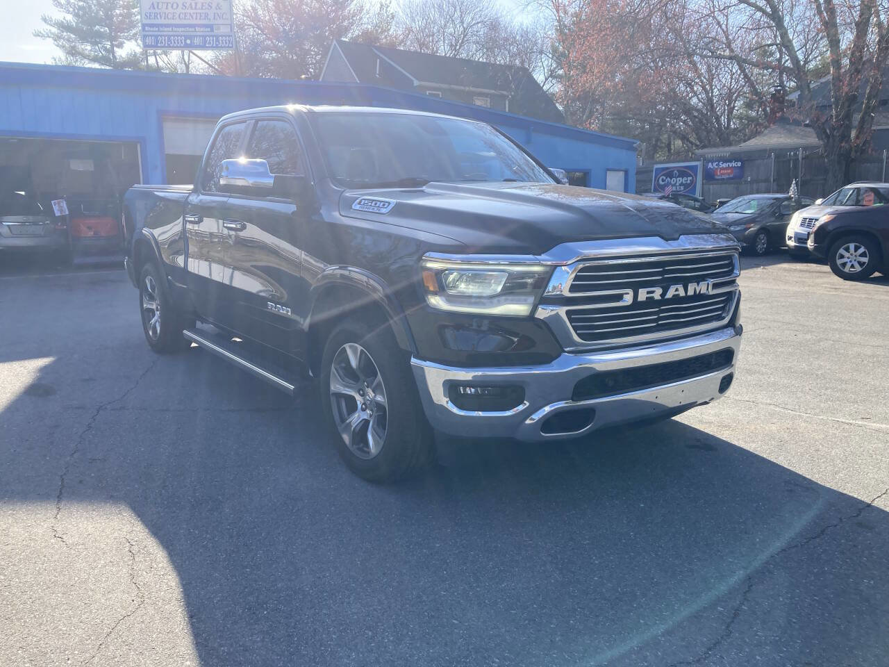 Used 2019 RAM 1500 Laramie image 4