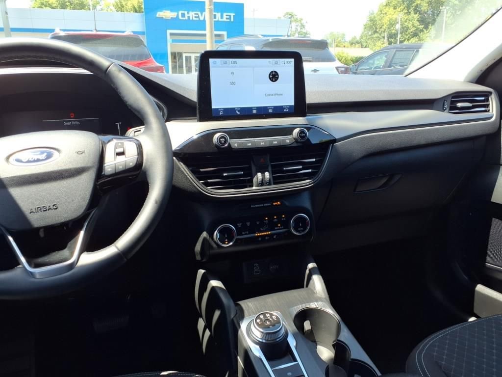 Used 2024 Ford Escape Active image 7