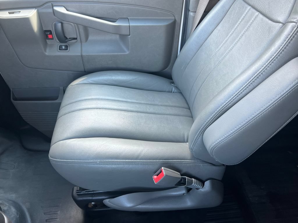 Used 2023 Chevrolet Express 2500 Extended w/ Driver Convenience Package RWD image 11