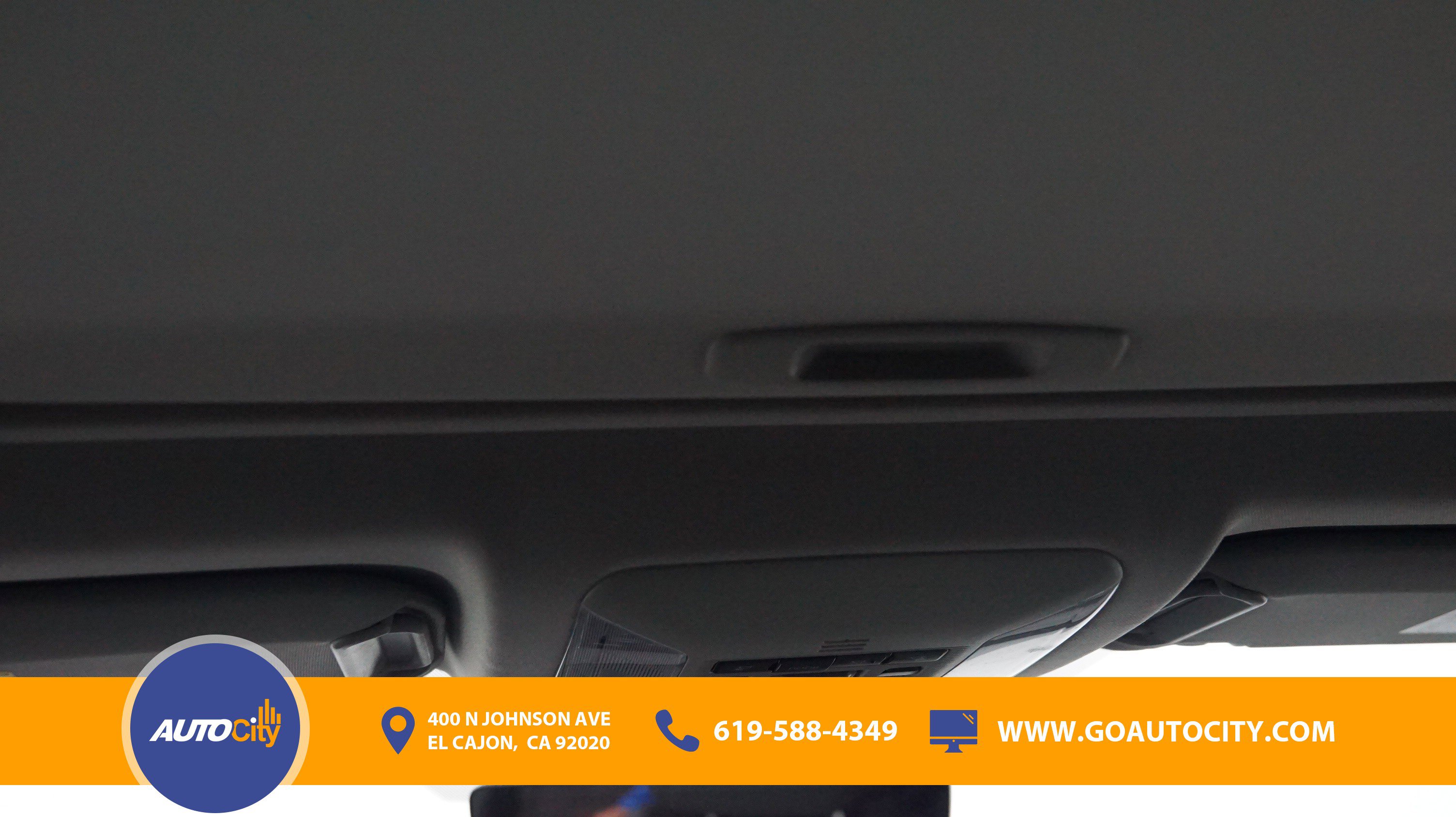 Used 2022 Toyota RAV4 Limited FWD image 19
