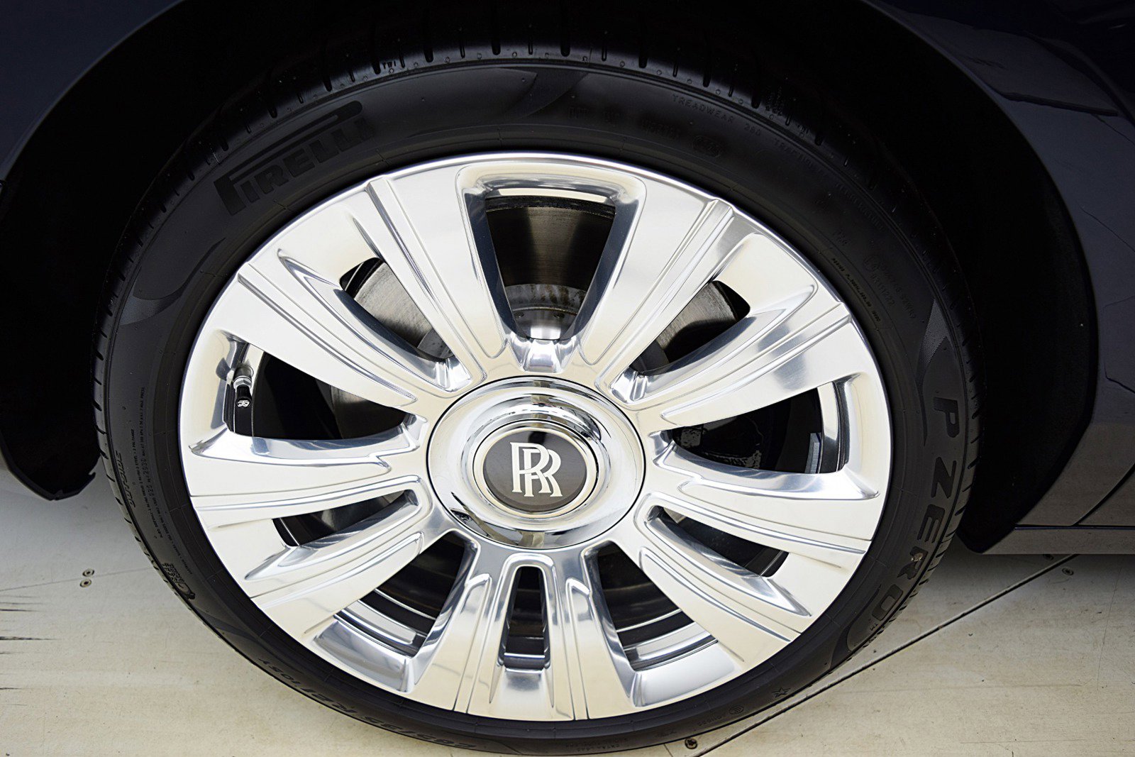 Used 2023 Rolls-Royce Ghost image 51