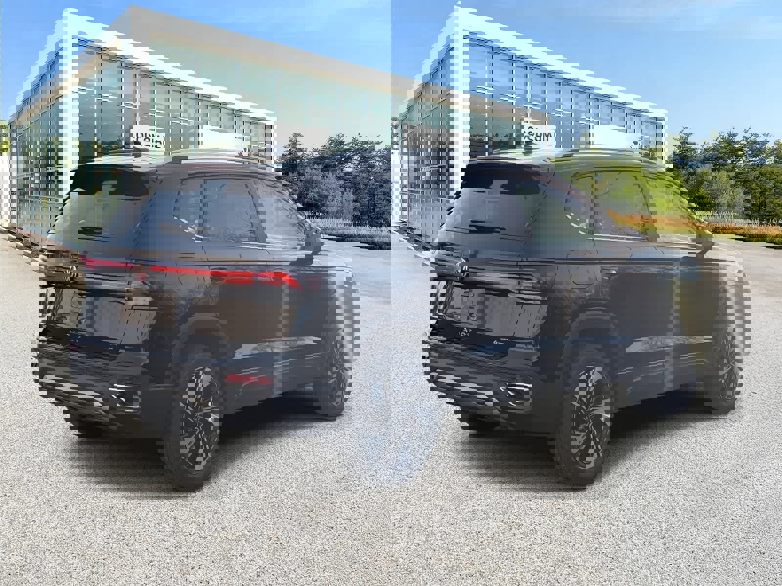 New 2026 Volkswagen Taos SE image 5