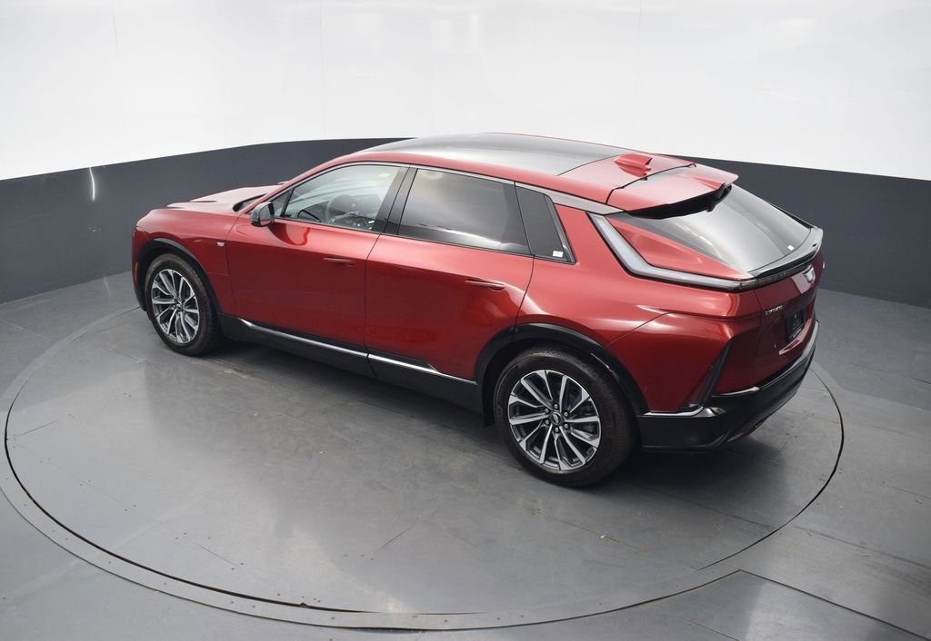 Certified 2024 Cadillac Lyriq Sport image 39