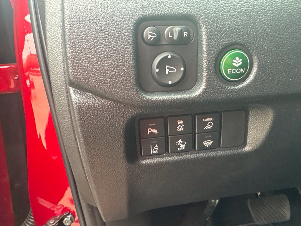 Used 2025 Honda Ridgeline TrailSport image 15