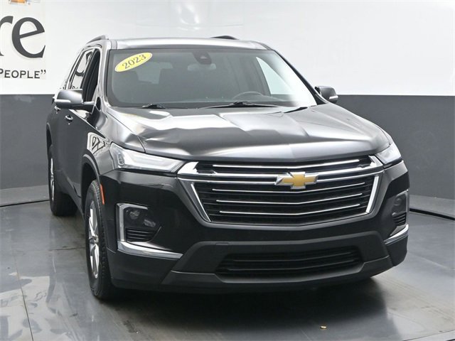 Used 2023 Chevrolet Traverse LT image 51