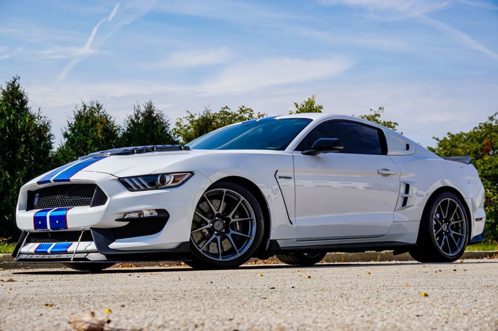 Used 2018 Ford Mustang Shelby GT350 w/ Convenience Package image 28