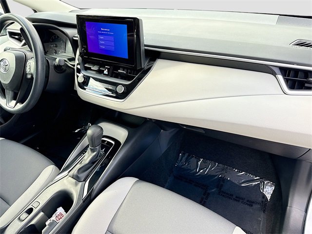 Used 2023 Toyota Corolla LE w/ LE Convenience Package image 27