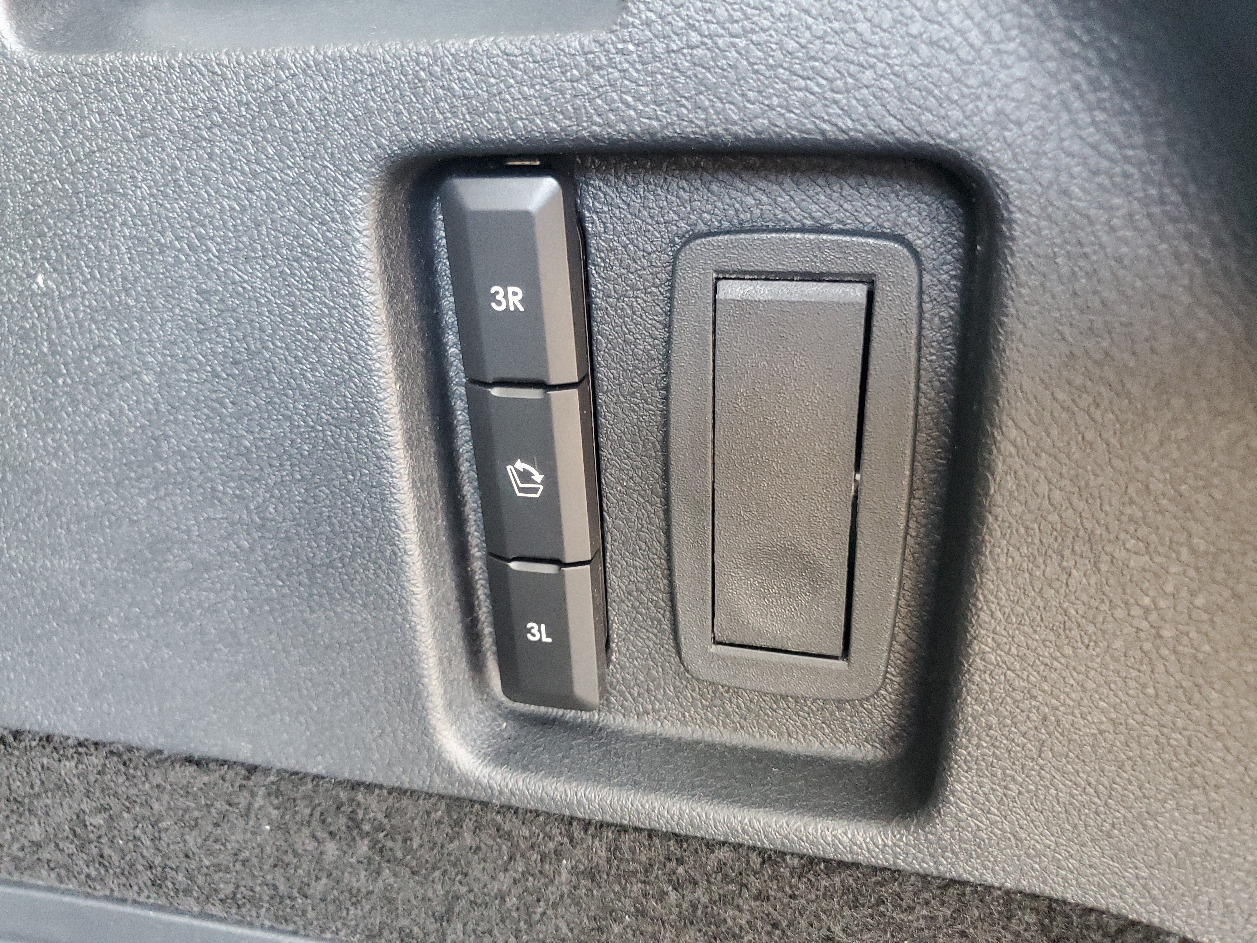 New 2027 Lincoln Aviator AWD image 29