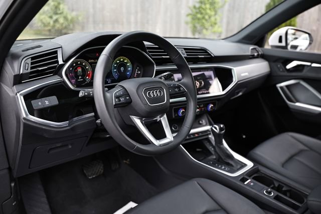 Used 2024 Audi Q3 2.0T Premium Plus AWD/4WD image 18