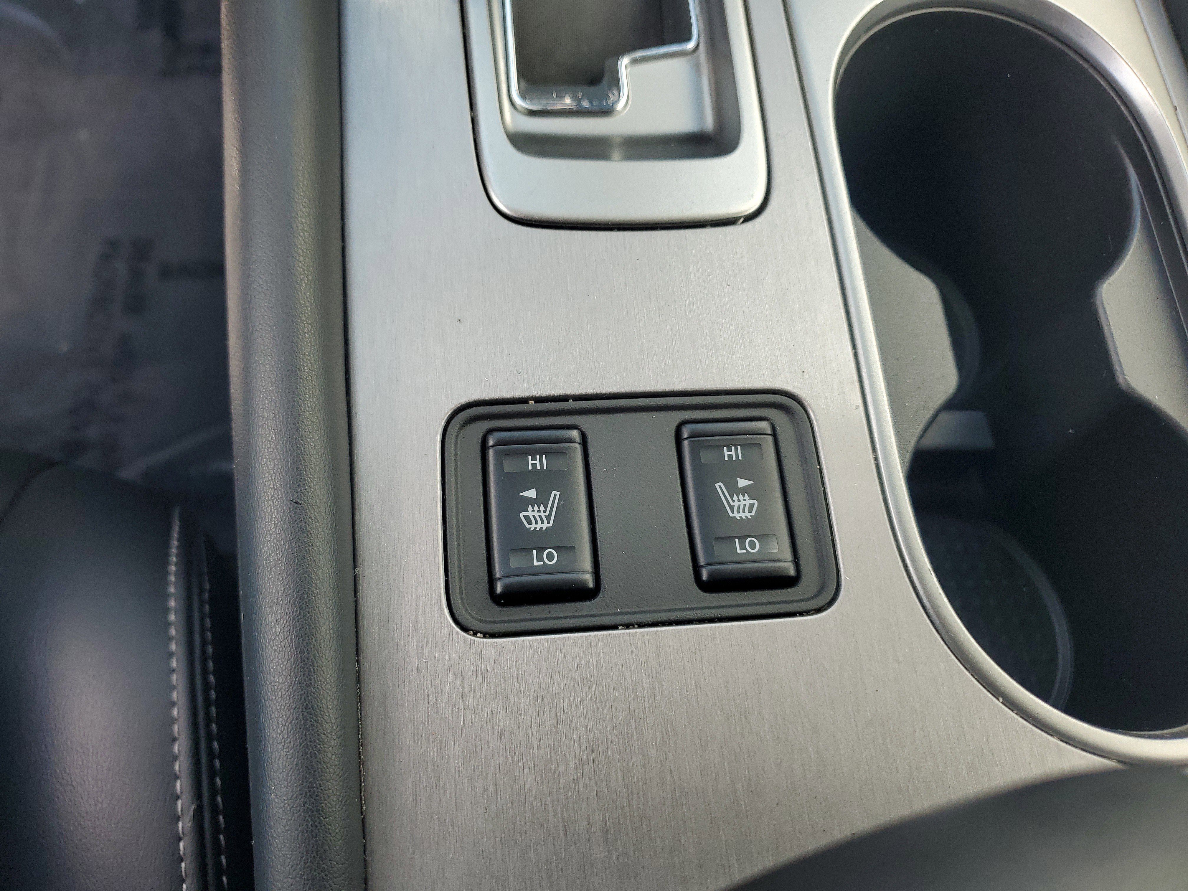 Certified 2024 Nissan Murano SV w/ SV Midnight Edition Package FWD image 24