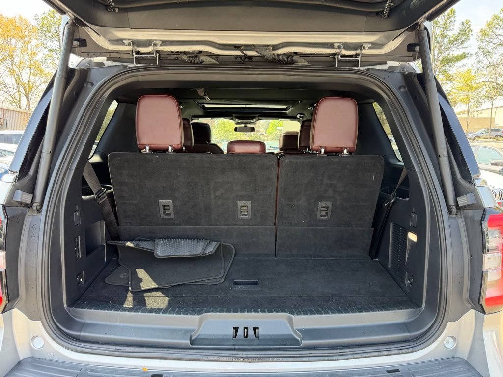 Used 2023 Ford Expedition Limited AWD/4WD image 7