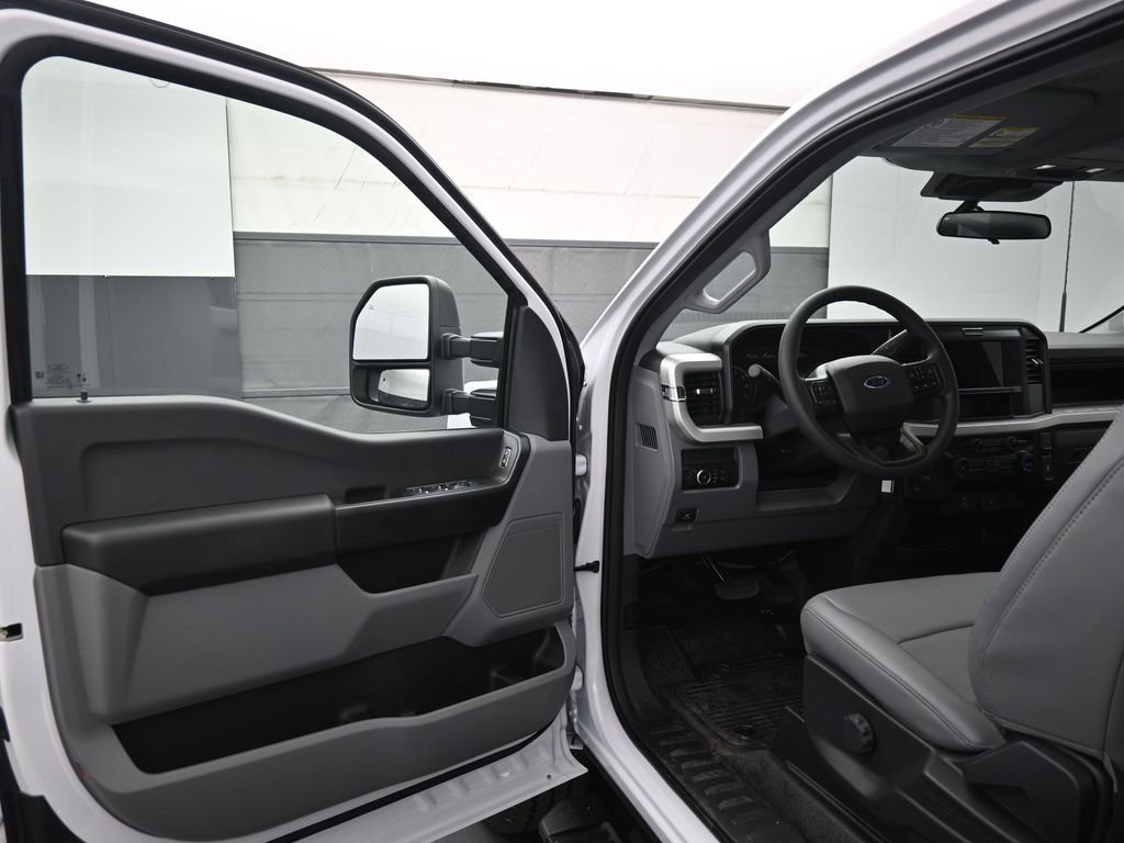 New 2026 Ford F350 XL w/ FX4 Off-Road Package image 8