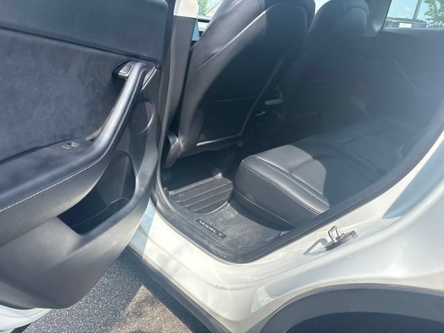 Used 2022 Tesla Model Y Performance AWD/4WD image 6