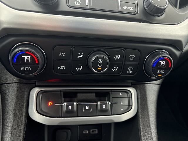 Used 2023 GMC Acadia SLE image 19