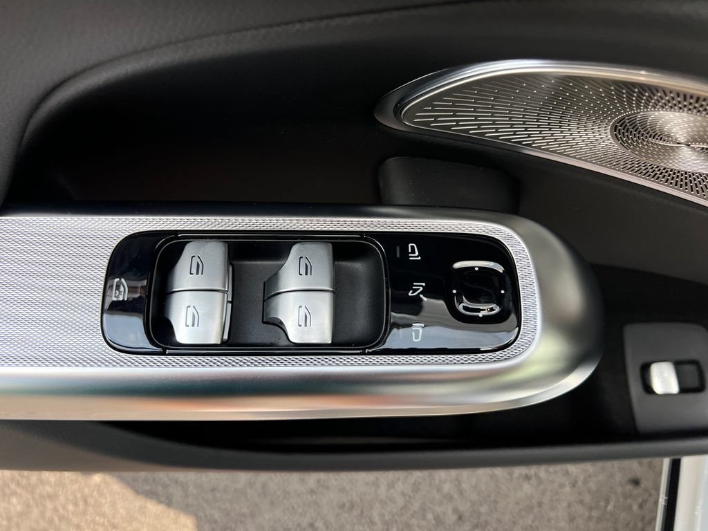 New 2026 Mercedes-Benz E 350 4MATIC Sedan image 11