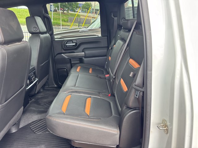 Used 2023 GMC Sierra 2500 AT4 w/ AT4 Premium Plus Package AWD/4WD image 18