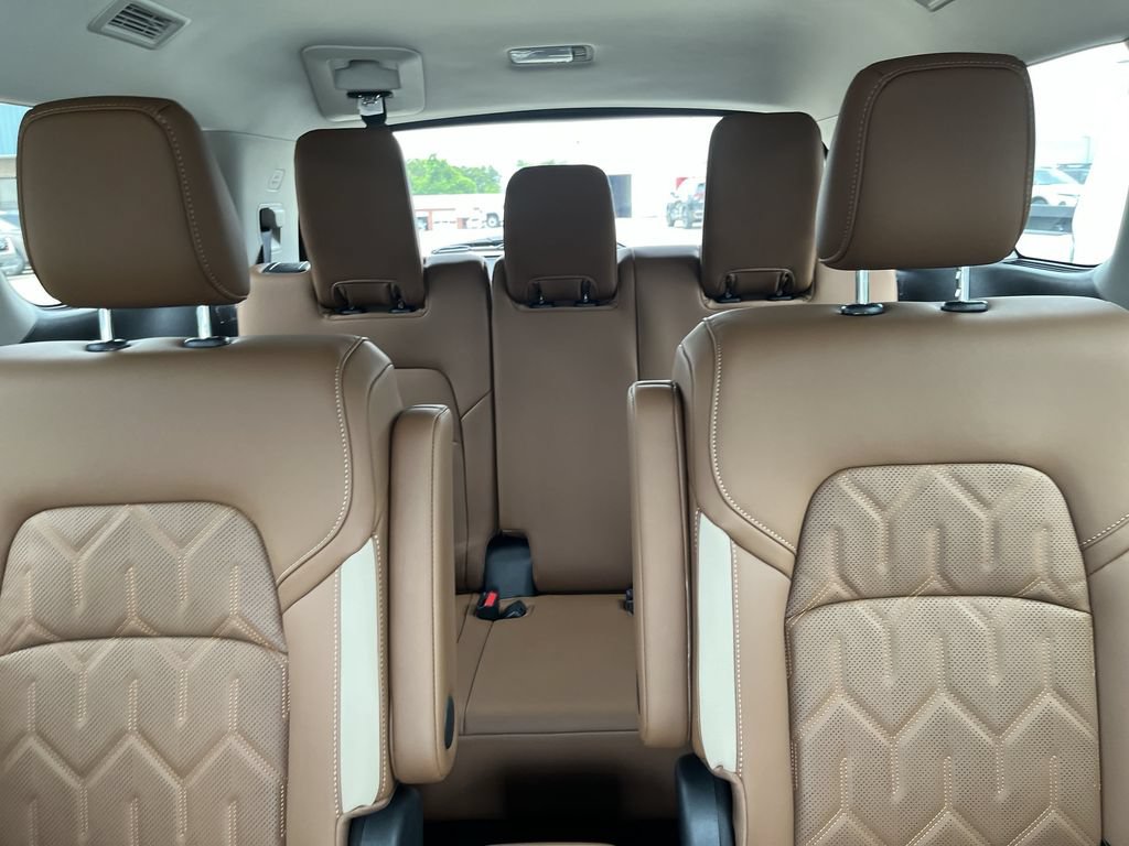 New 2026 Nissan Pathfinder Platinum AWD/4WD image 22