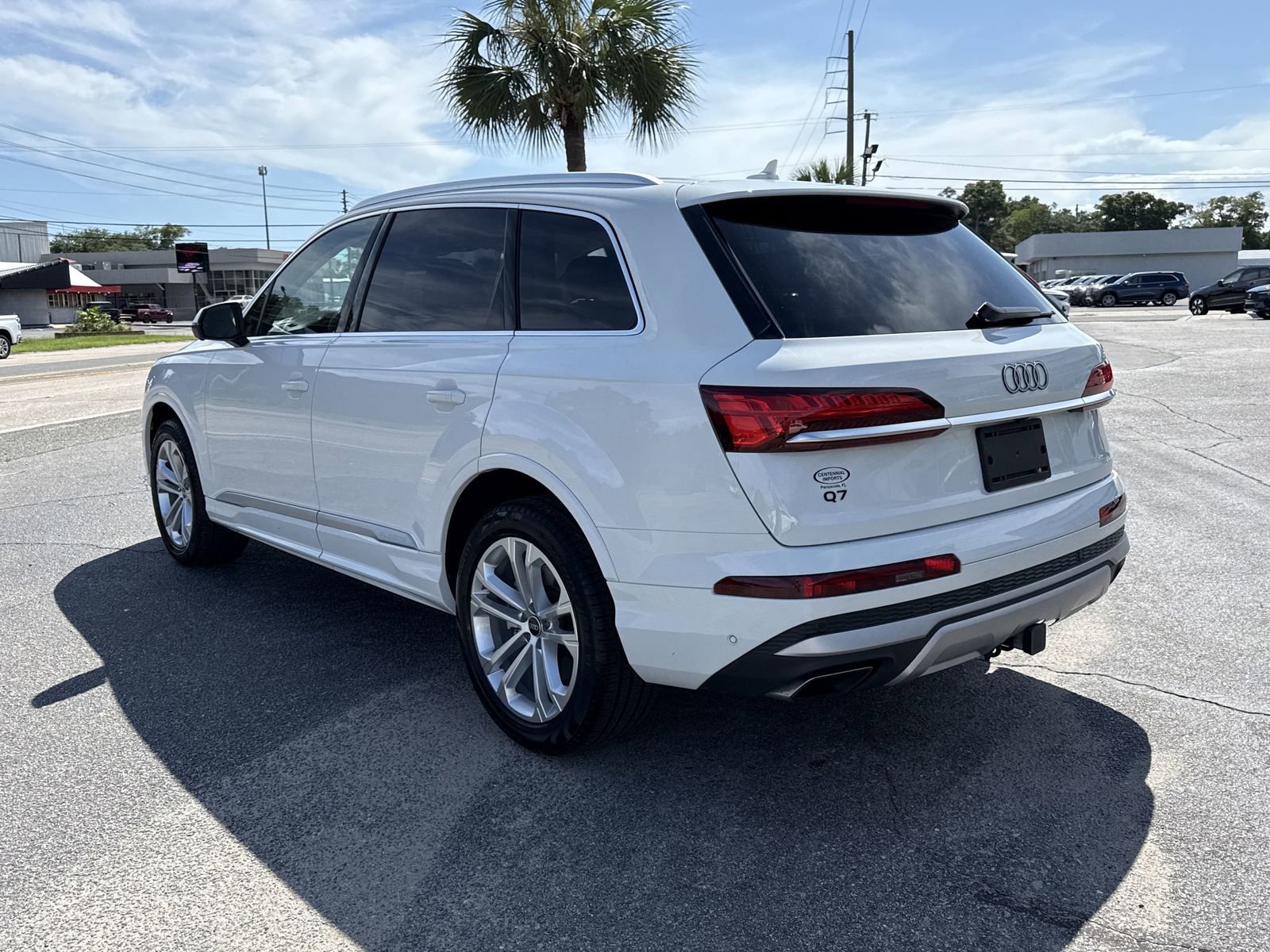 Used 2025 Audi Q7 3.0T Premium Plus image 3