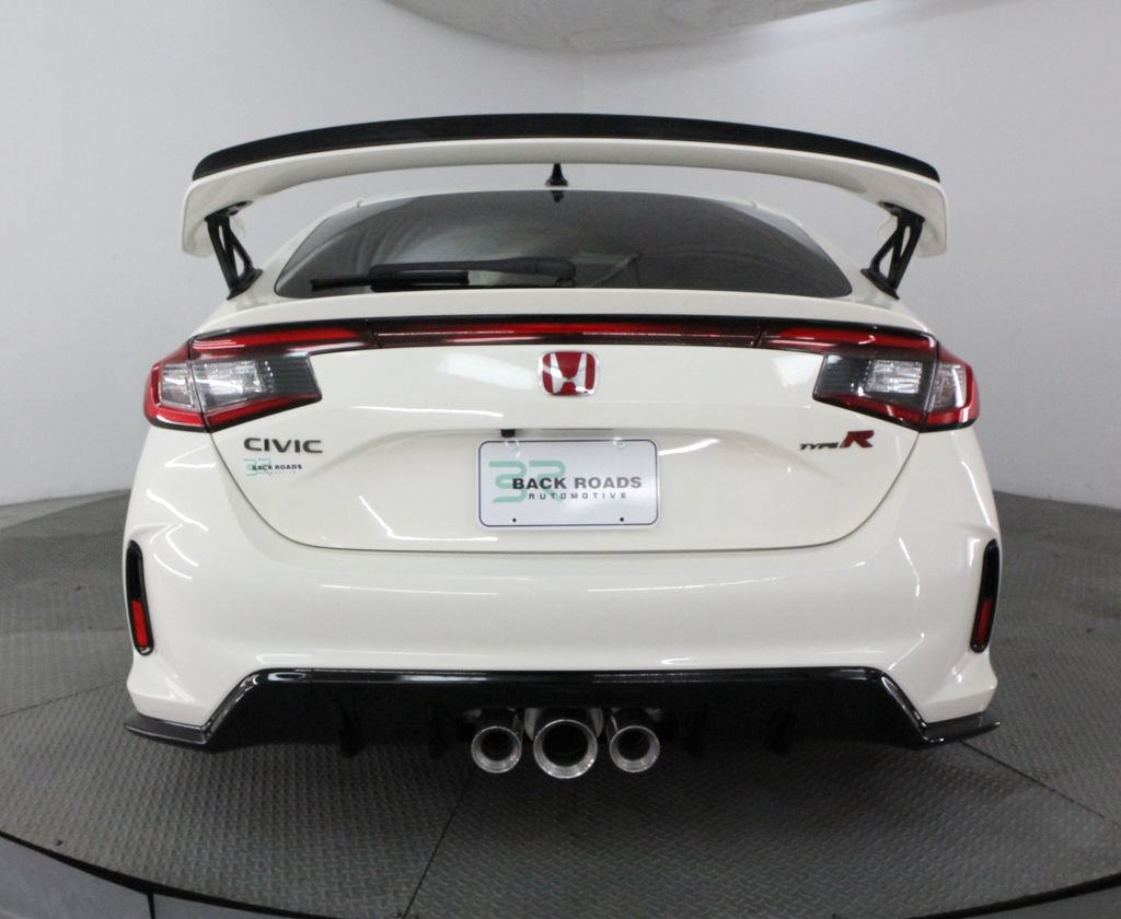 Used 2025 Honda Civic Type R image 9