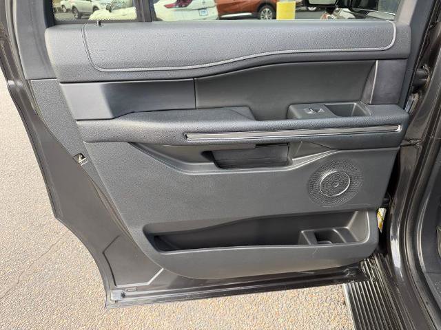 Certified 2022 Ford Expedition Max XLT image 16