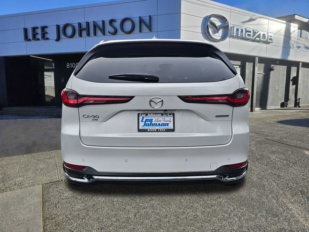 Certified 2024 MAZDA CX-90 Plug-In Hybrid w/ Premium Pkg image 4