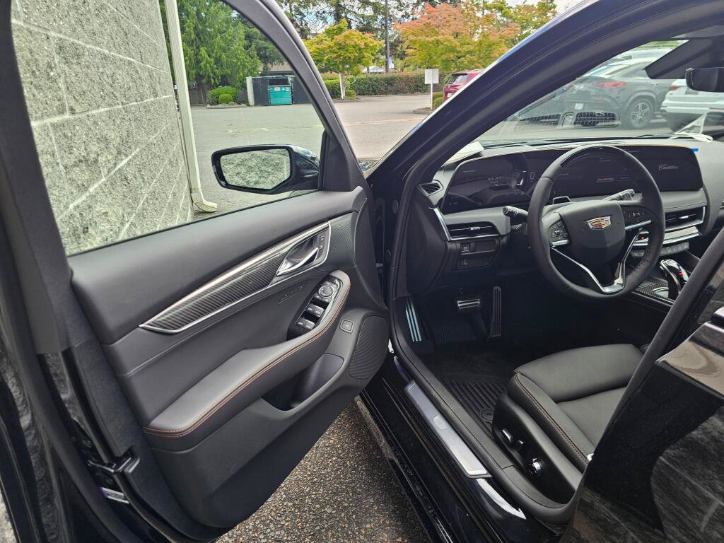 New 2026 Cadillac CT5 Sport w/ LPO, ONYX Package AWD/4WD image 19