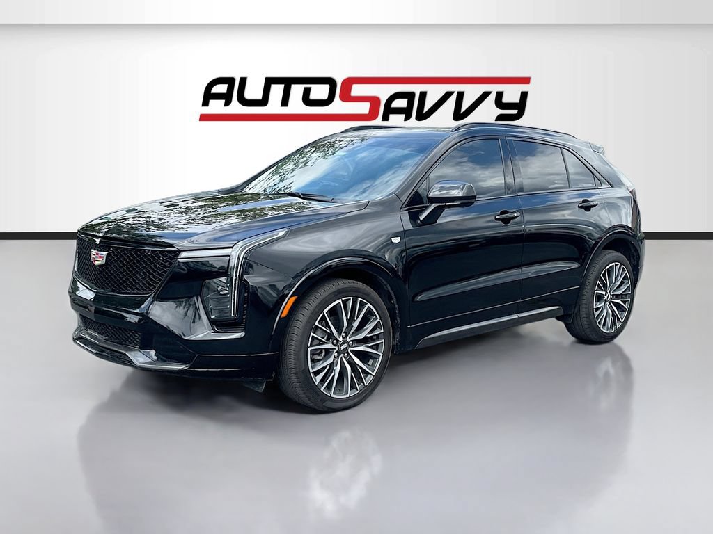 Used 2025 Cadillac XT4 Sport AWD/4WD image 3