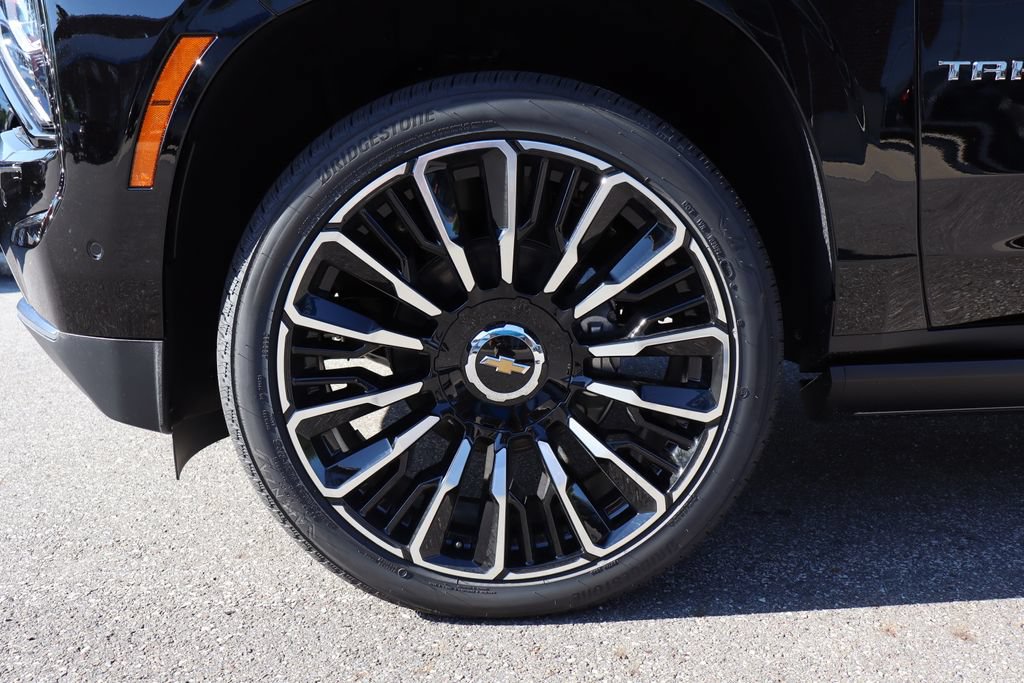 New 2026 Chevrolet Tahoe High Country AWD/4WD image 35