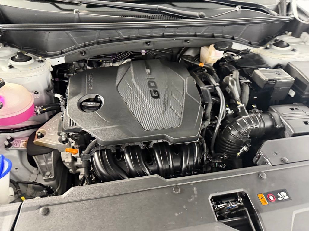Used 2025 Hyundai Tucson Limited FWD image 36