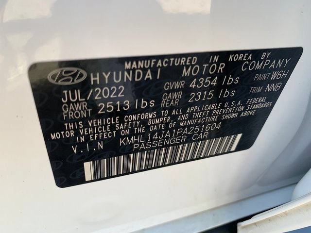 Certified 2023 Hyundai Sonata SEL w/ Convenience Package FWD image 30