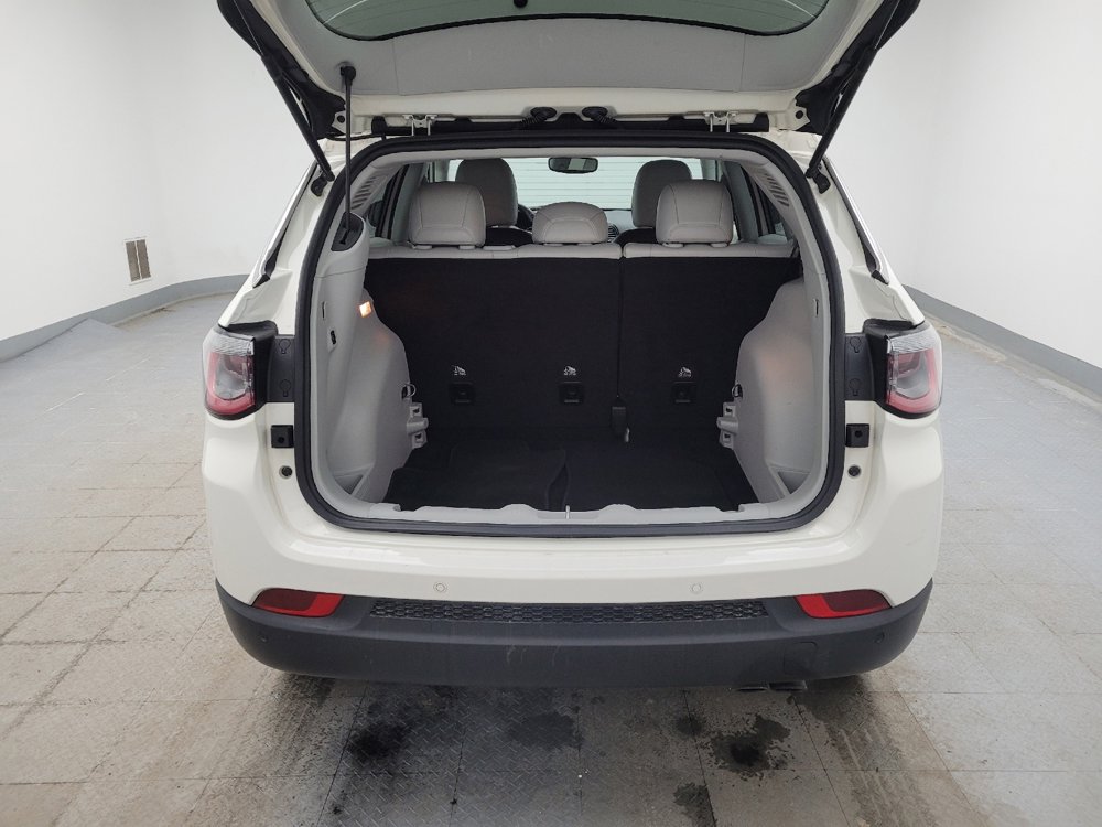 Used 2018 Jeep Compass Limited w/ Navigation Group image 29