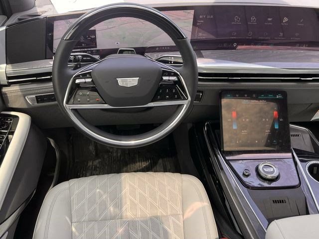 New 2026 Cadillac Escalade IQ Luxury 1 w/ LPO, Floor Liner Package AWD/4WD image 12