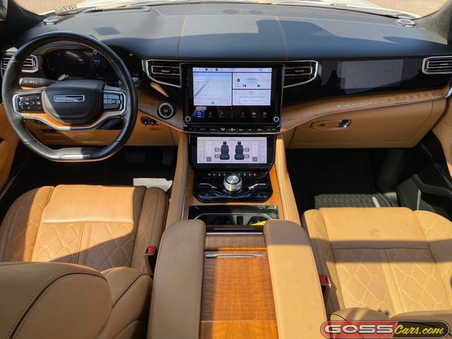 Certified 2022 Jeep Grand Wagoneer Series III w/ Rear Seat Video Group 1 AWD/4WD image 11