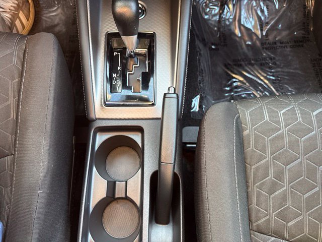 Used 2024 Mitsubishi Outlander Sport ES AWD/4WD image 17