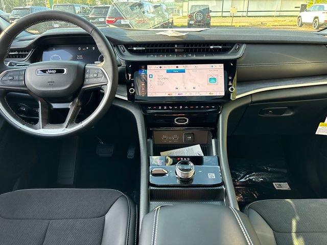 New 2027 Jeep Grand Cherokee L 4WD image 11