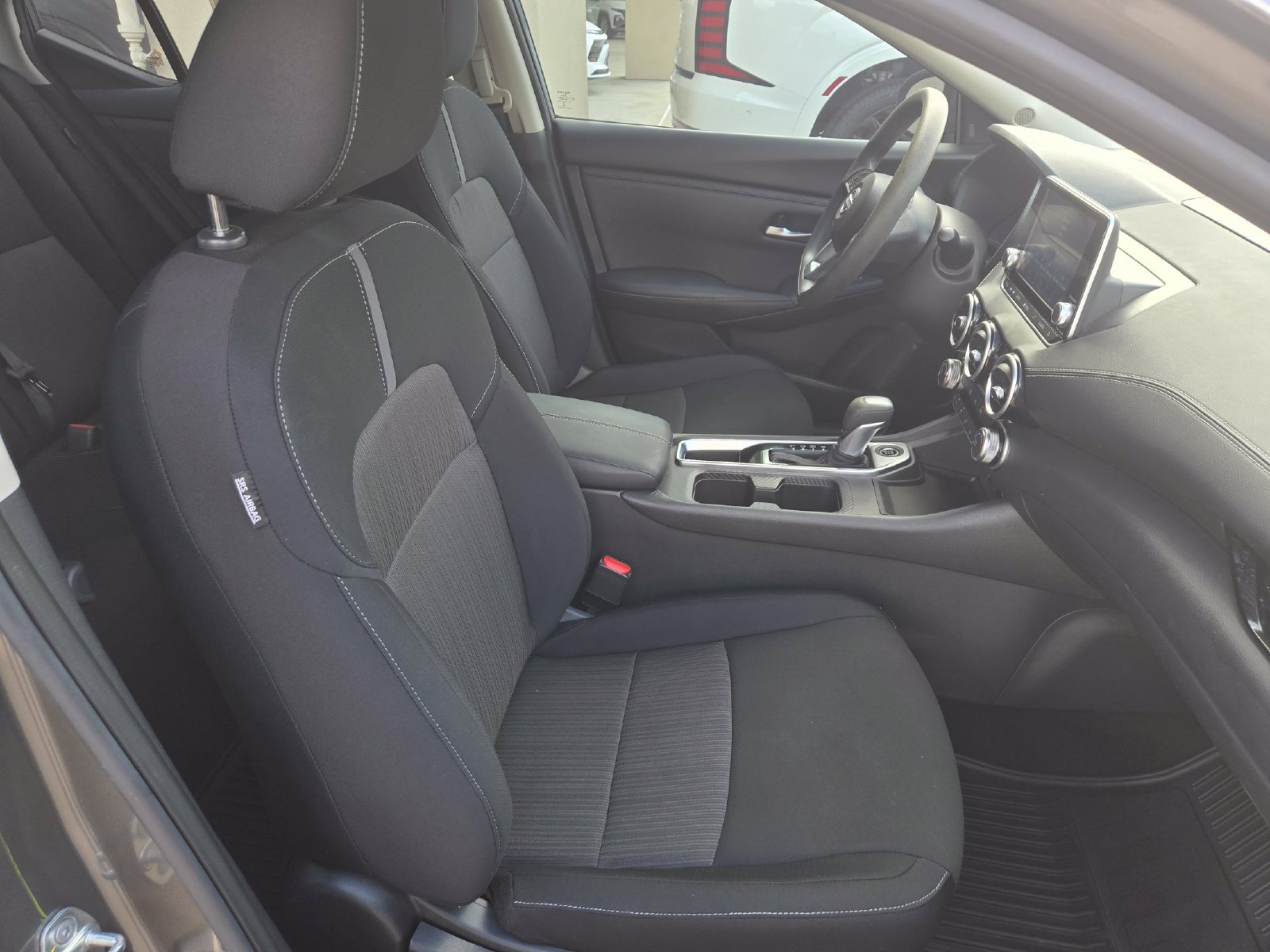 Used 2025 Nissan Sentra SV FWD image 24
