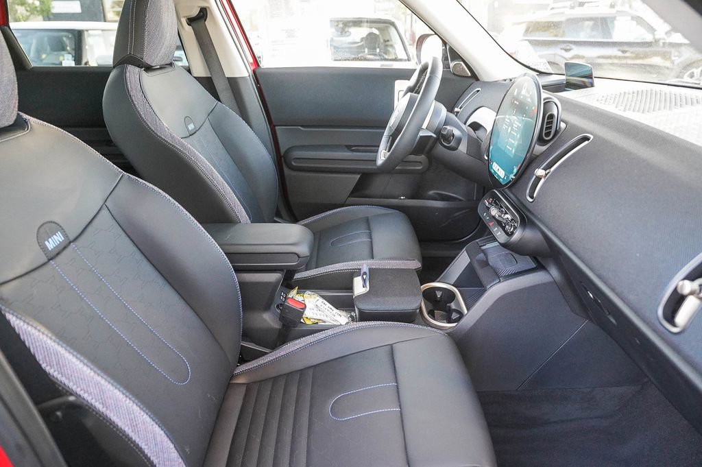 Used 2025 MINI Cooper Countryman S image 18