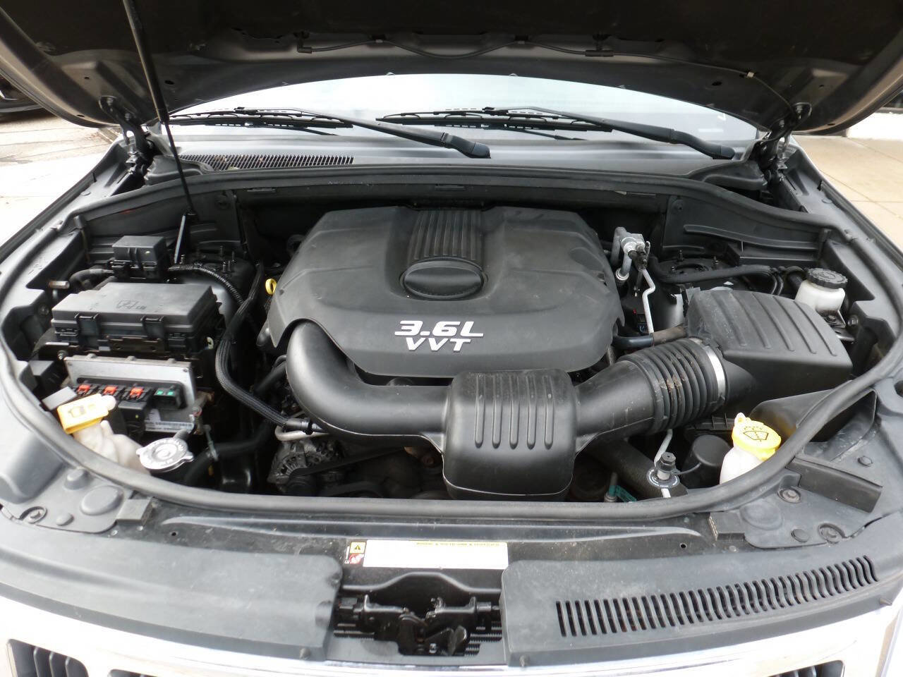 Used 2013 Jeep Grand Cherokee Laredo image 17