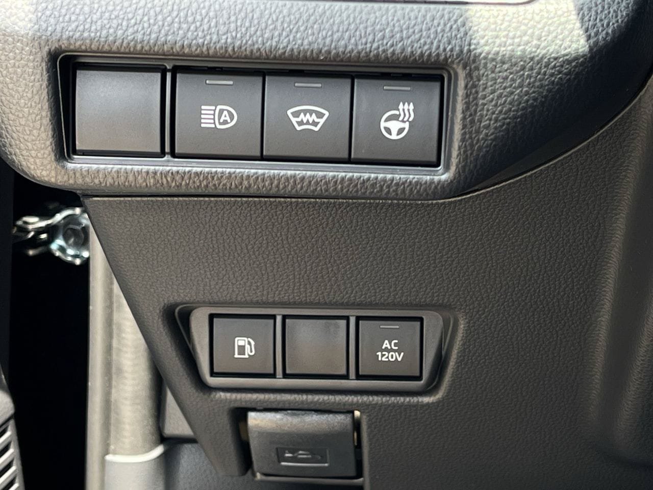 New 2026 Toyota Prius Plug-In Hybrid FWD image 20
